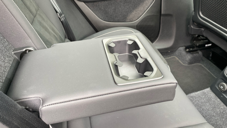 Volvo Xc40 1.5 T5 Recharge PHEV Ultimate Dark 5dr Auto Estate